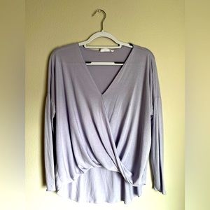 Women’s Long Sleeve Twist Front Blouse Size Medium